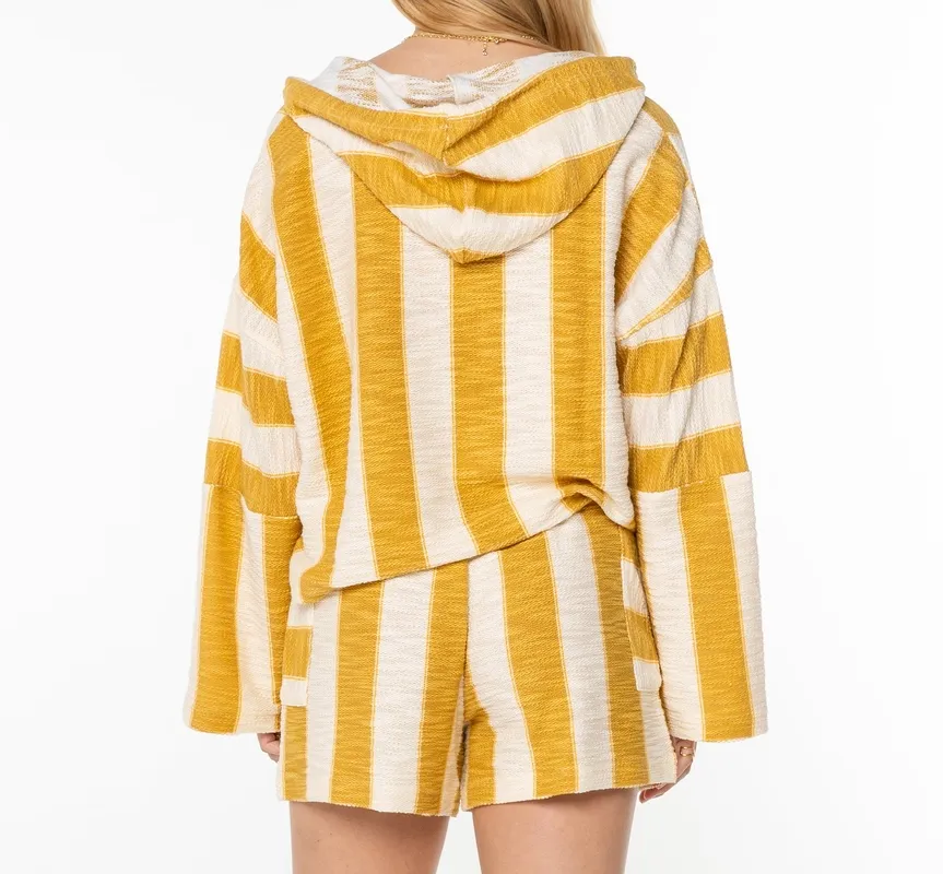Clean Textured Light Jacket