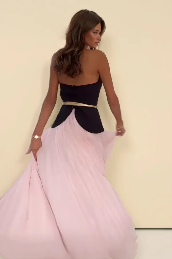 Block Sweetheart Neckline Ruched Maxi Dress