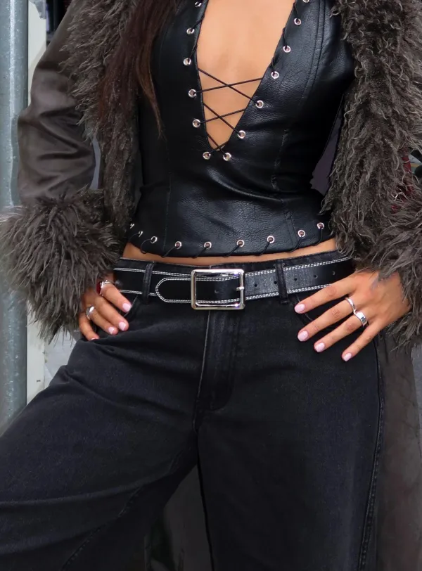Chic Contrast Stitch Belt