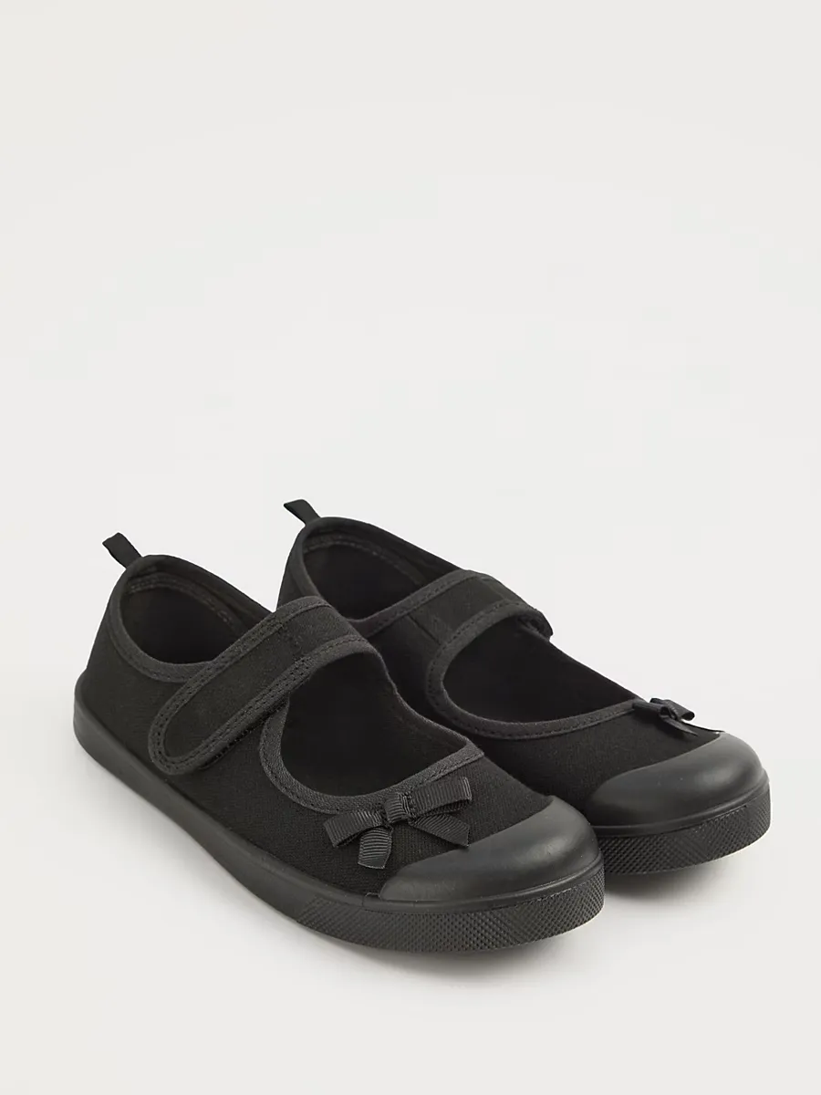 Black Bow Plimsolls