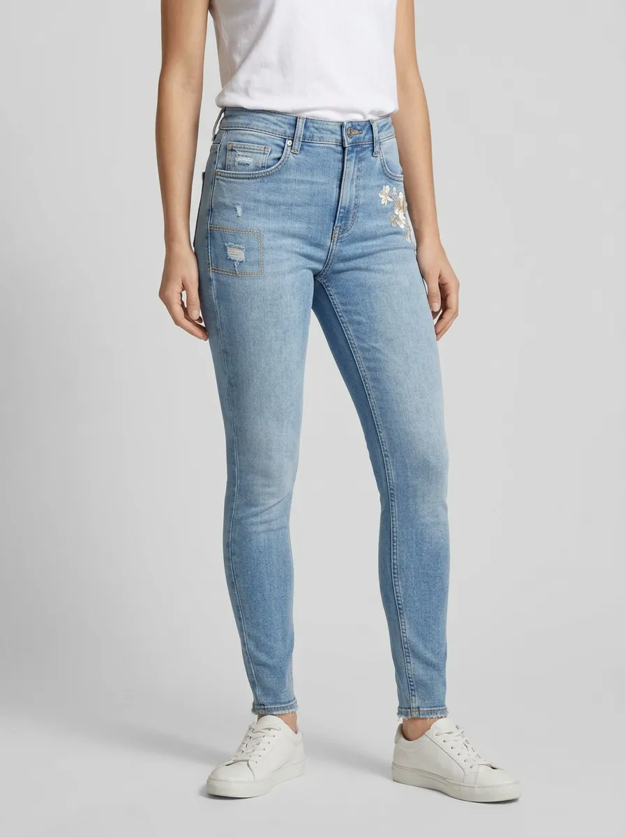 Women's Trail Floral Embroidery Distressed Printed Slim Jeans