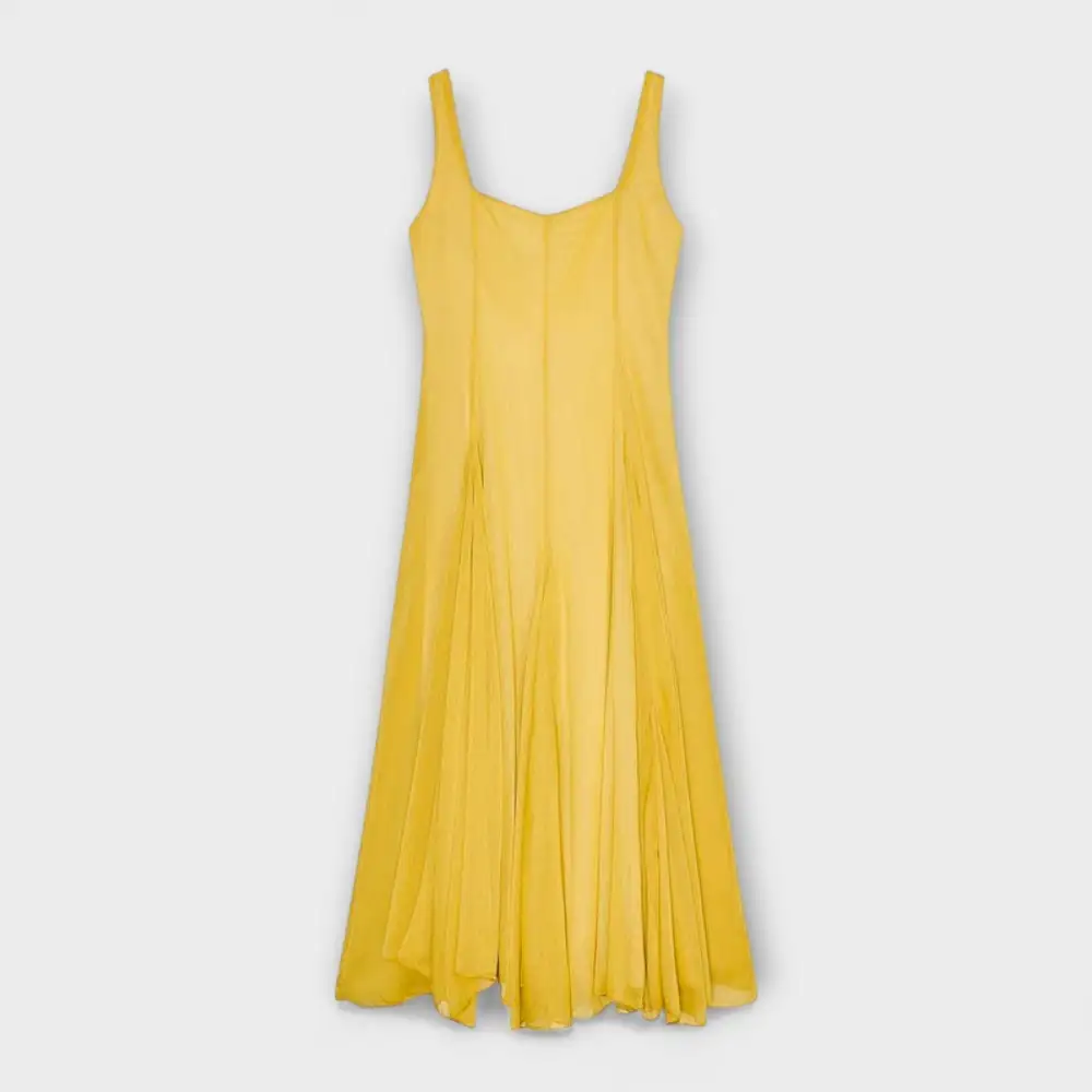 Lilith With Square Neckline