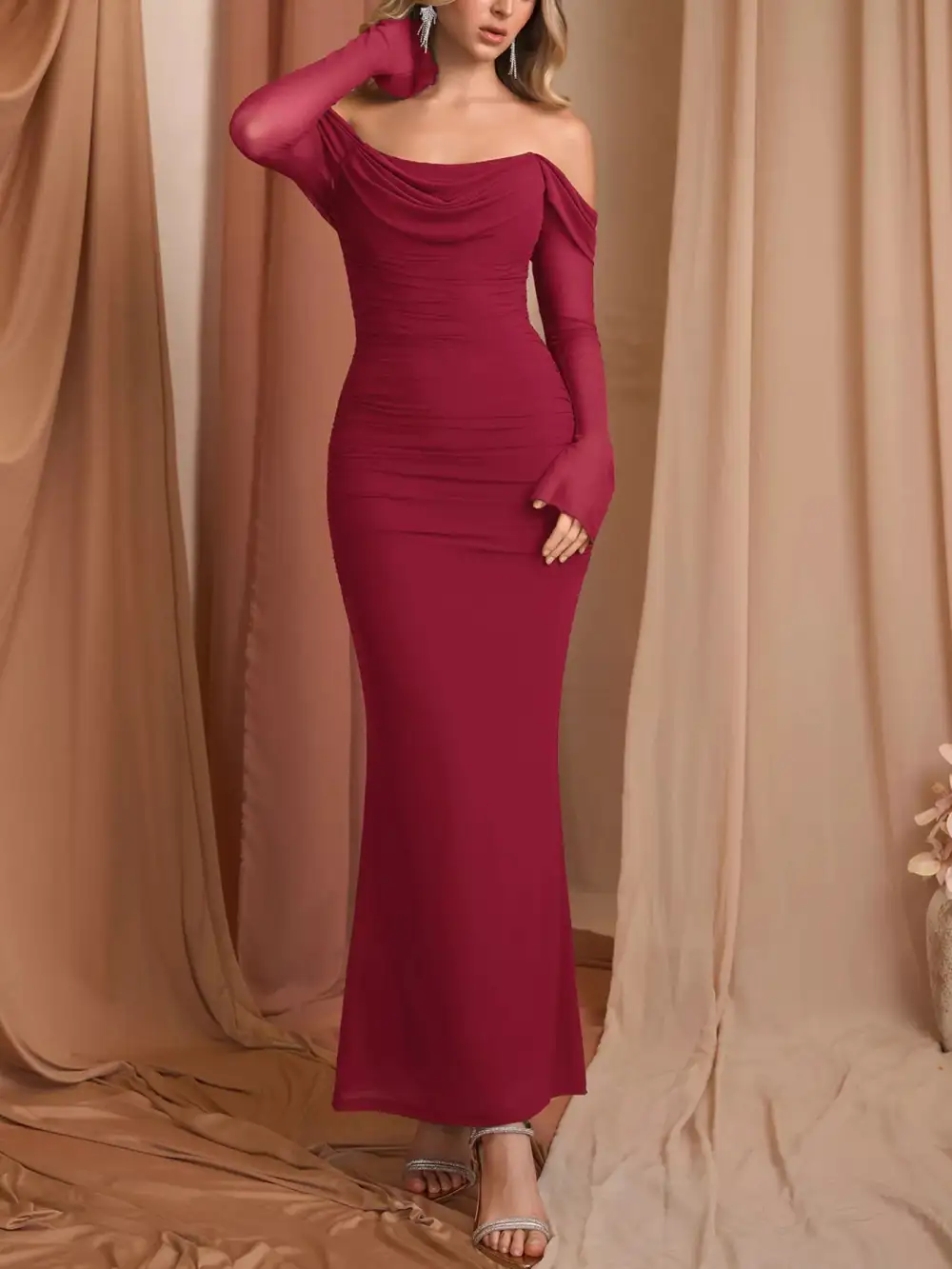Relaxed Shape Ruched Maxi Dress