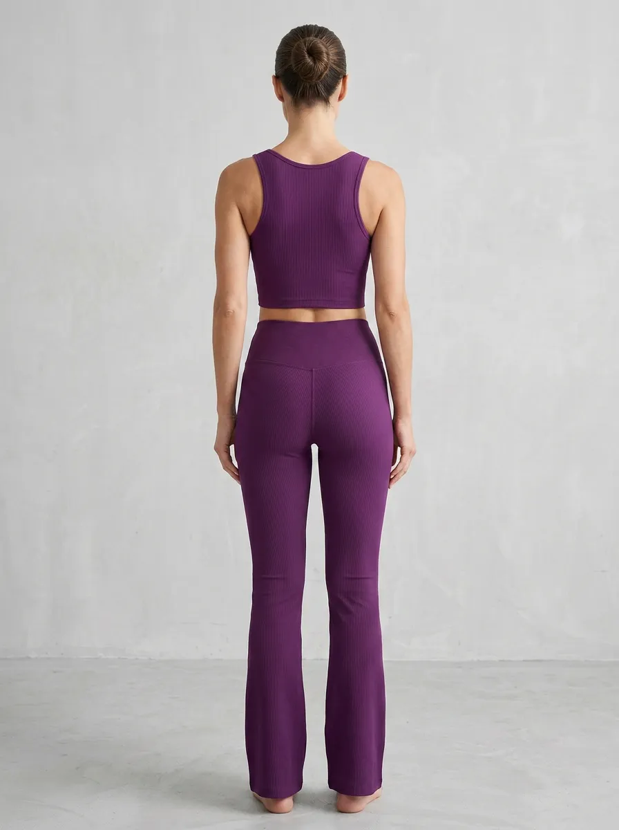 Yoga-Inspired Cropped Women's Tank Top Flare Pants Active Set