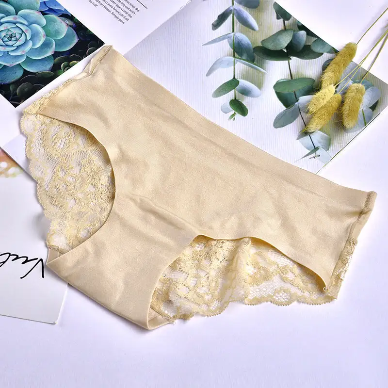 French Rim Free Lace Briefs