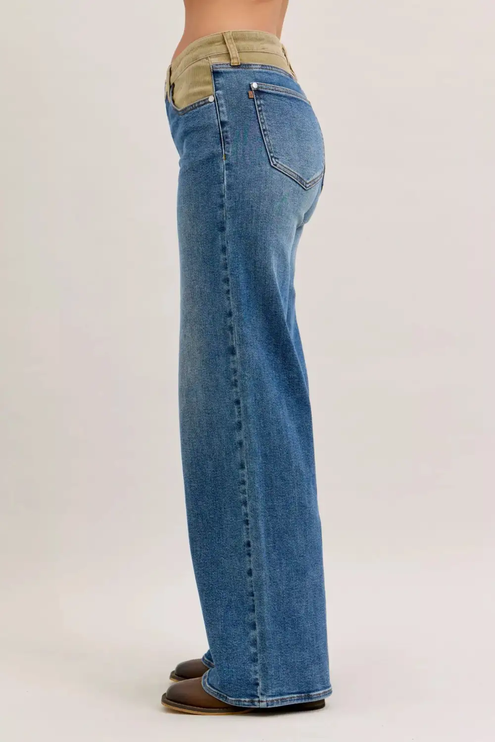 Mid Rise Corduroy Straight Leg Jeans