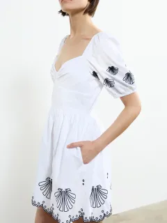 Versatile Retro Embroidered Print Dress