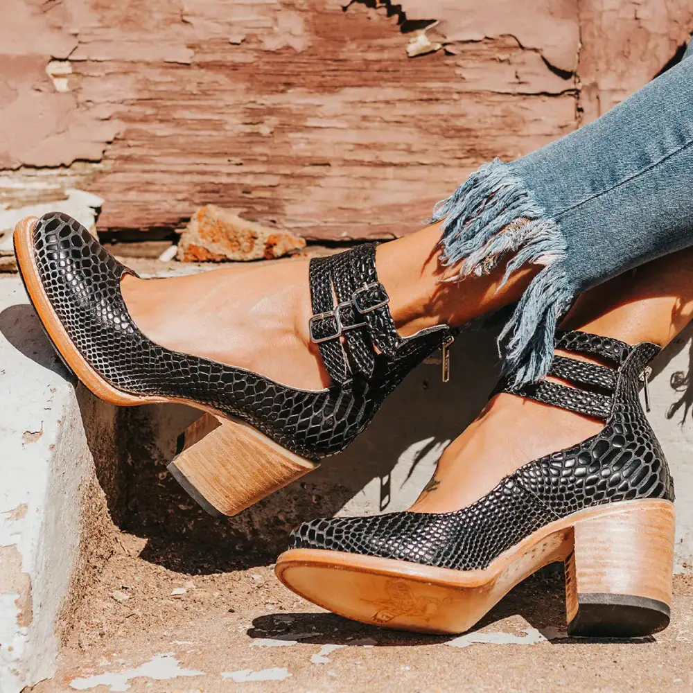  Block Heel Strap Shoes Apparel