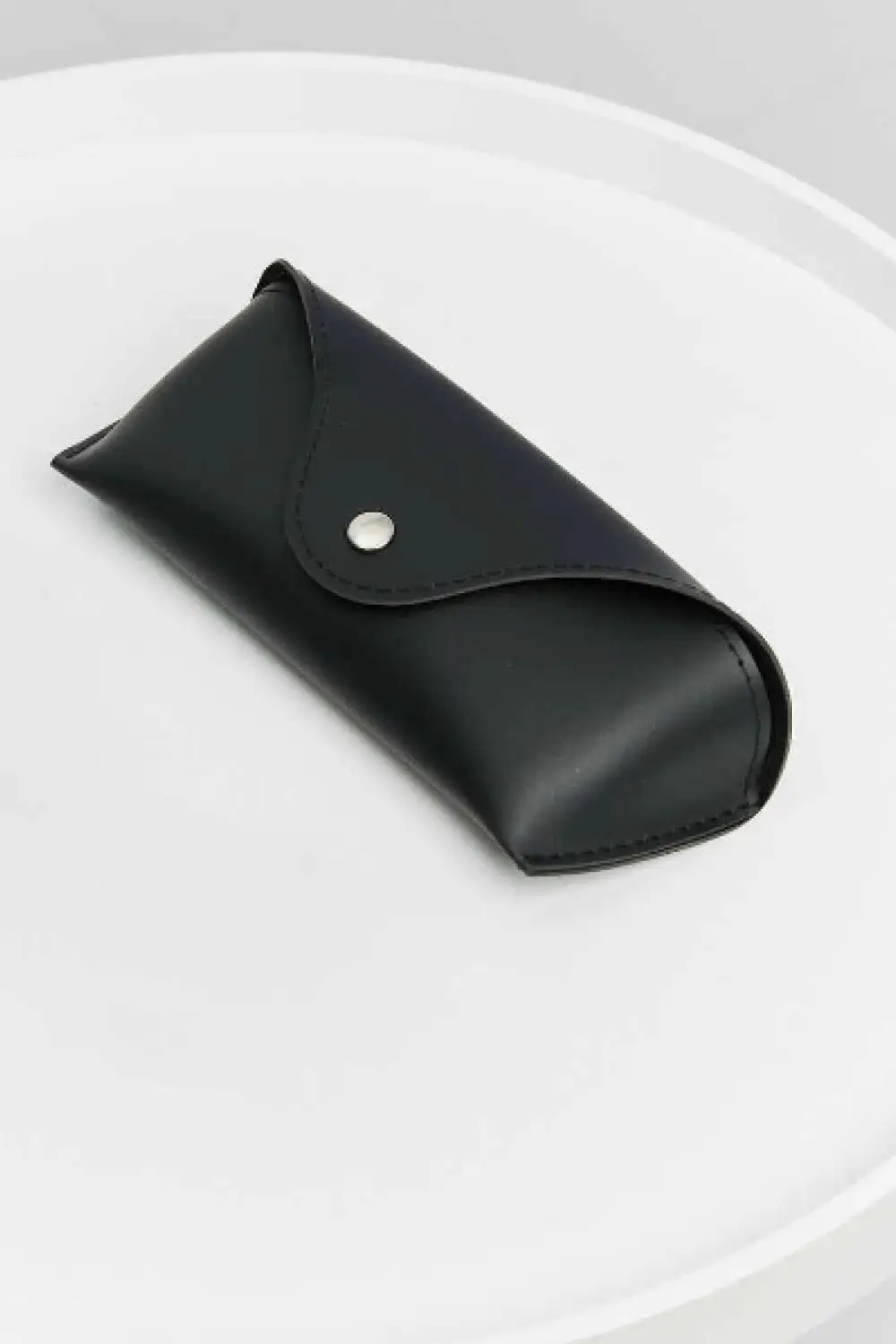 Polished Cat Eye Frame Sunglasses