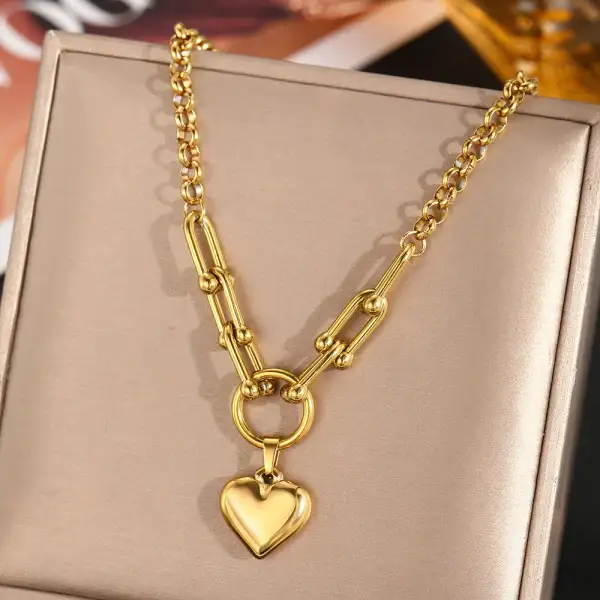 Ribbed Heart Necklace