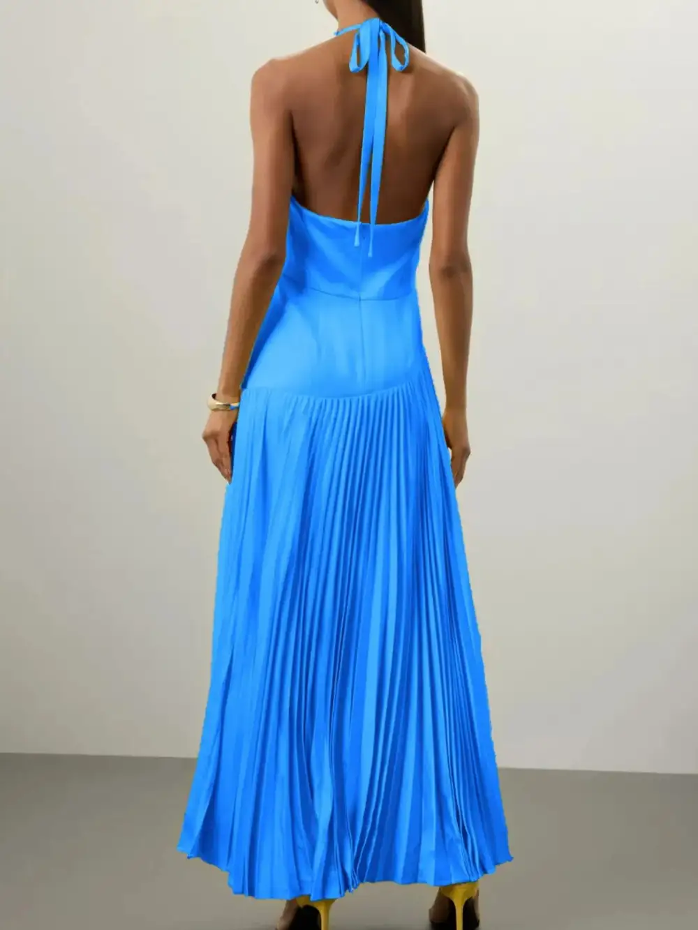 Textured Detail Pleated Maxi Dress