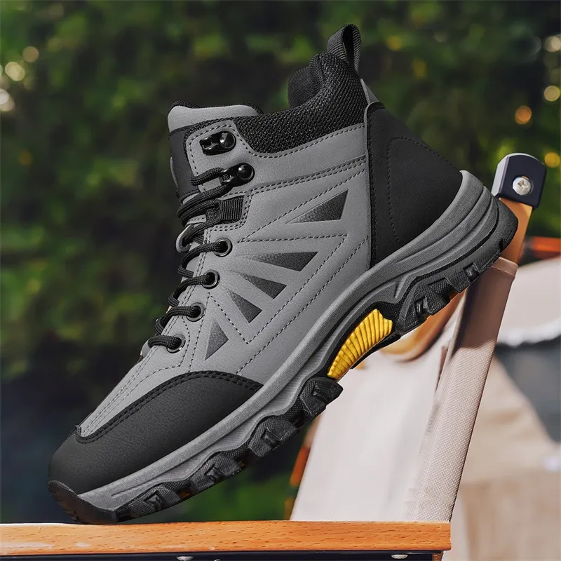 Men's Grip Sole Work Shoes