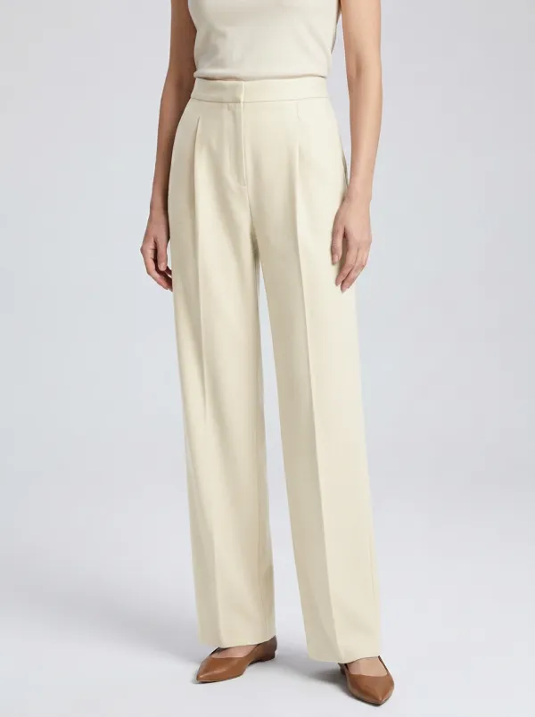 Minimal Silhouette Pleated Wide-Leg Trousers