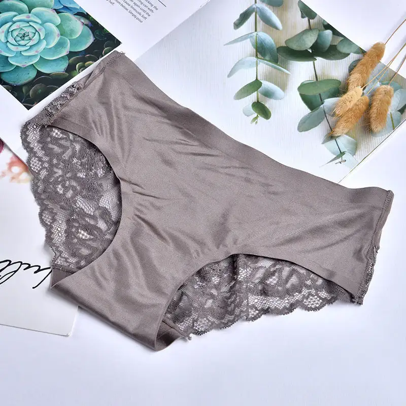 French Rim Free Lace Briefs
