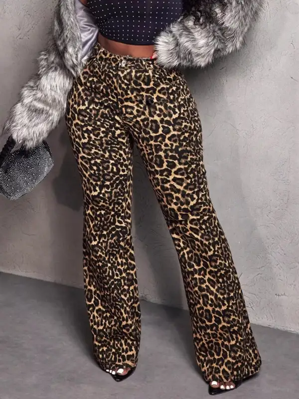 Relaxed Leopard Wide Leg Pants