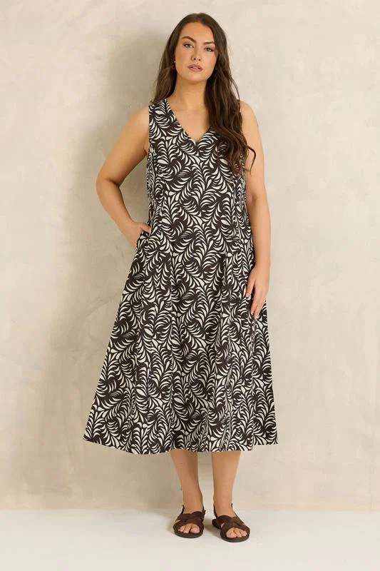 Brown Linen Leaf Print Maxi Dress detail 1