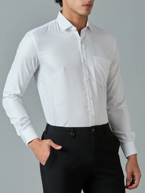 Versatile Striped Slim Fit Tailored Men's Formal Shirt