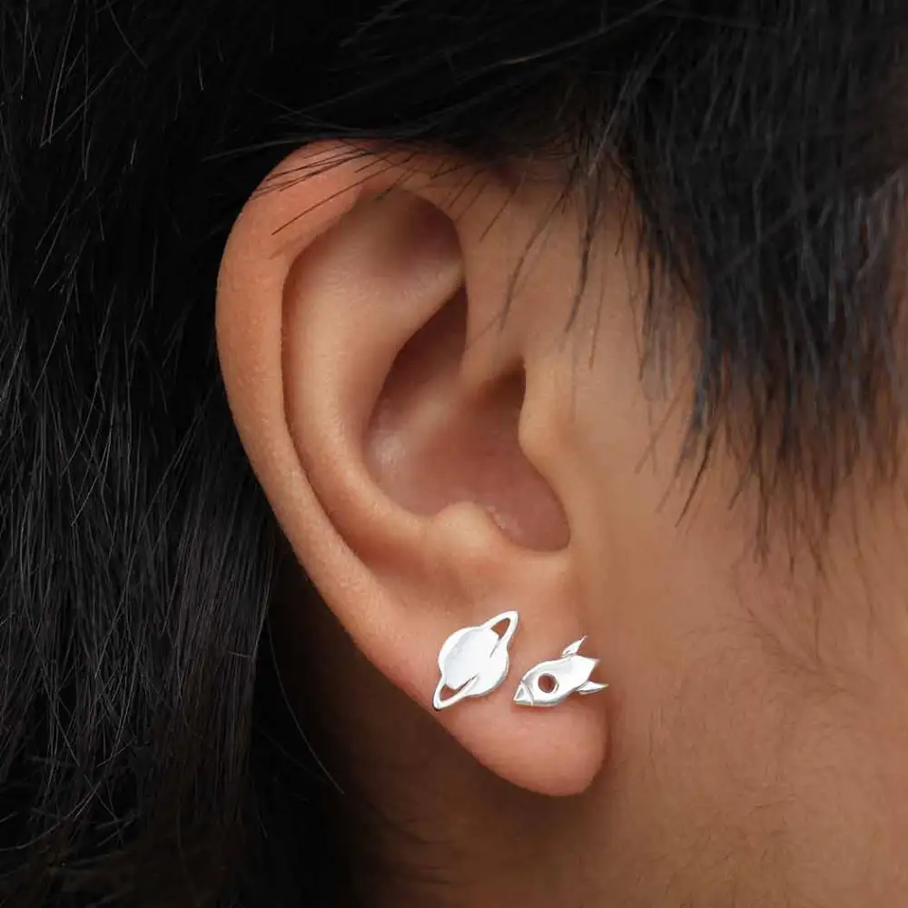 Refined Everyday Accessory 100