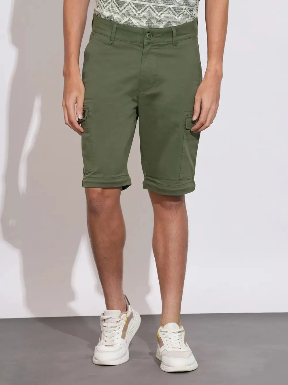 Slim-Fit Convertible Mid-Rise Cargo Trousers