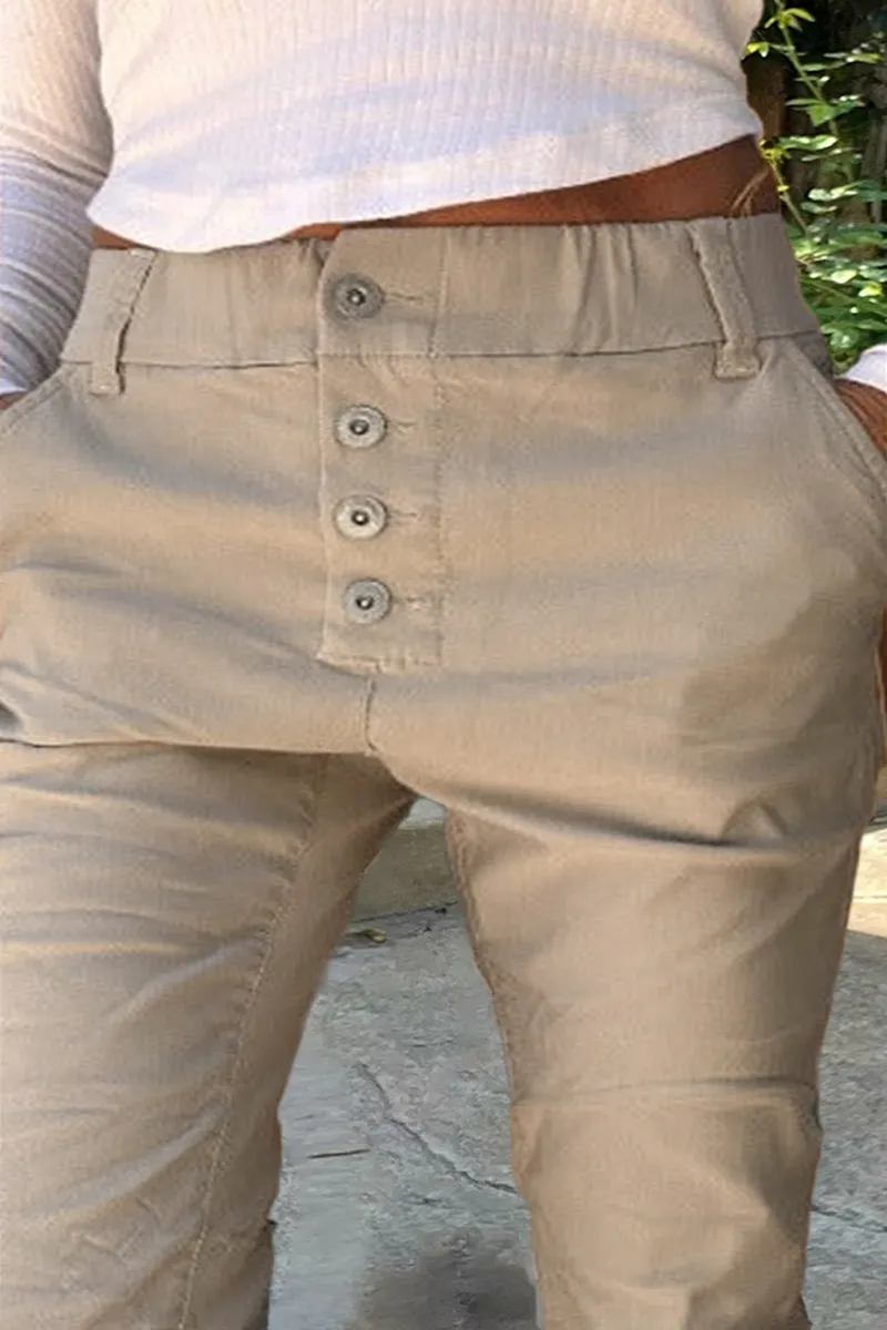Solid Button Fly Slant Pocket Jeans