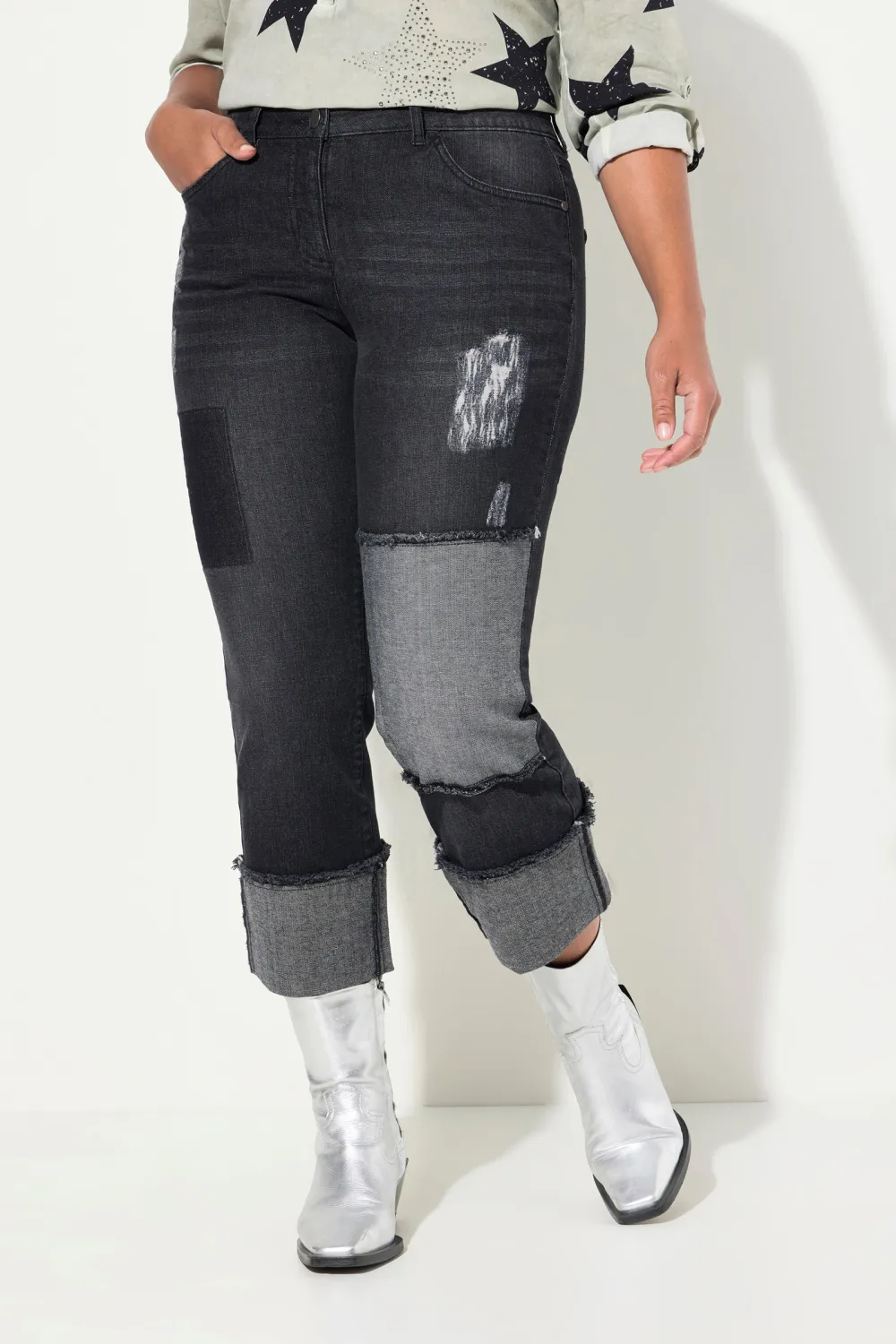 Elastic Patch Jeans