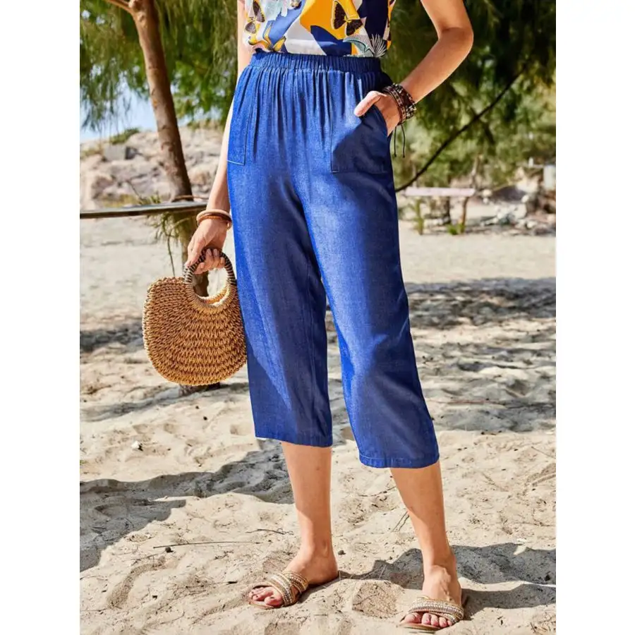 Pocketed Elastic Waist Capris Apparel