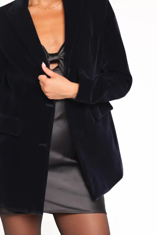 Modern Notched Collar Velvet Blazer