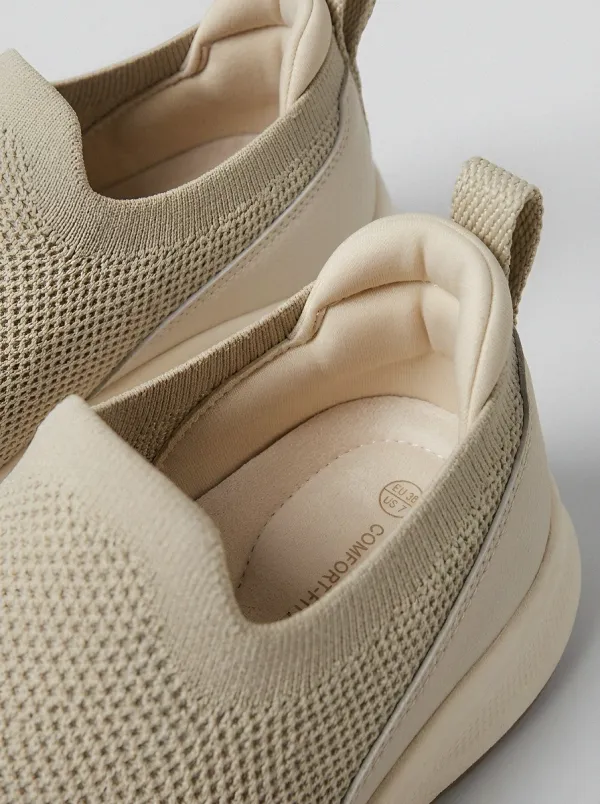 Women's Everyday Runner Knit Mesh Athletic Sneakers