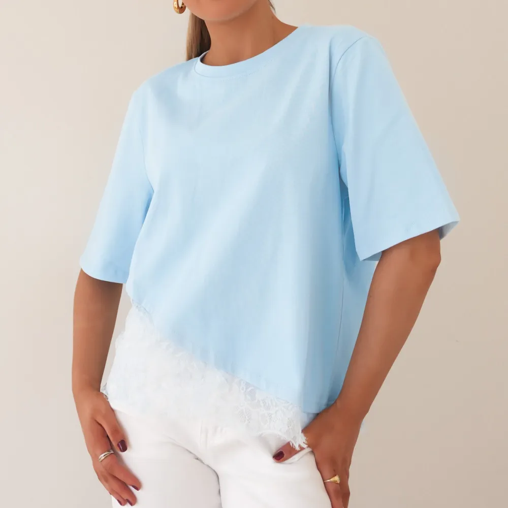 Oversized Lace Core Casual Tee