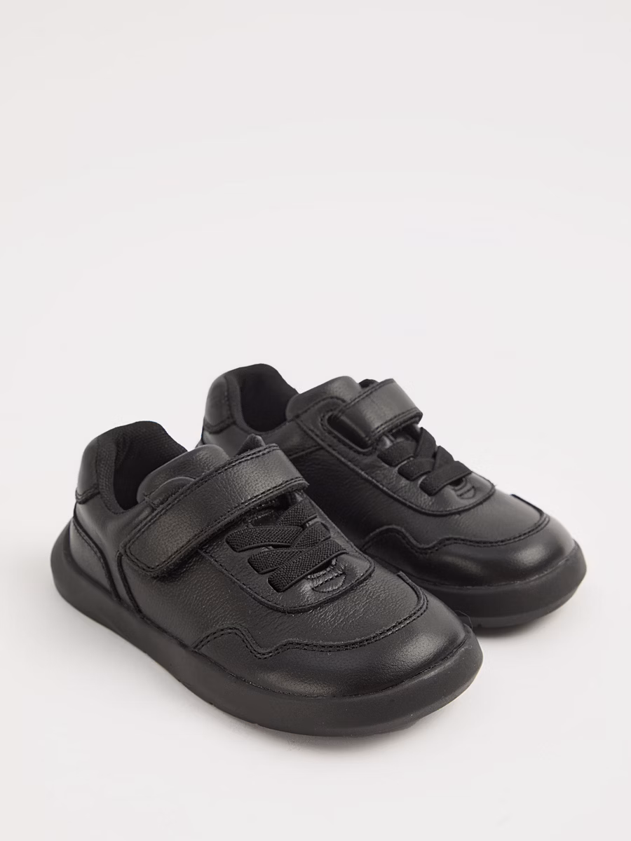 Black Leather Barefoot Strap Fasten School Shoes detail 2