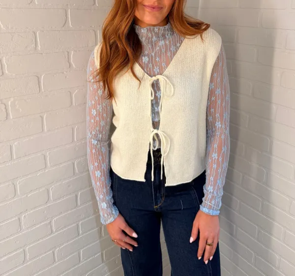 Textured Sweater Layering Vest