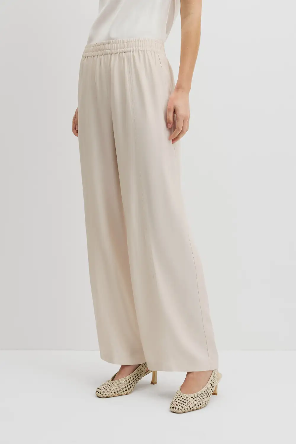 Women's Classic Easy Fit Classic Pants