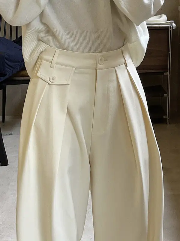 Women's Loose Fit Pleated Pants