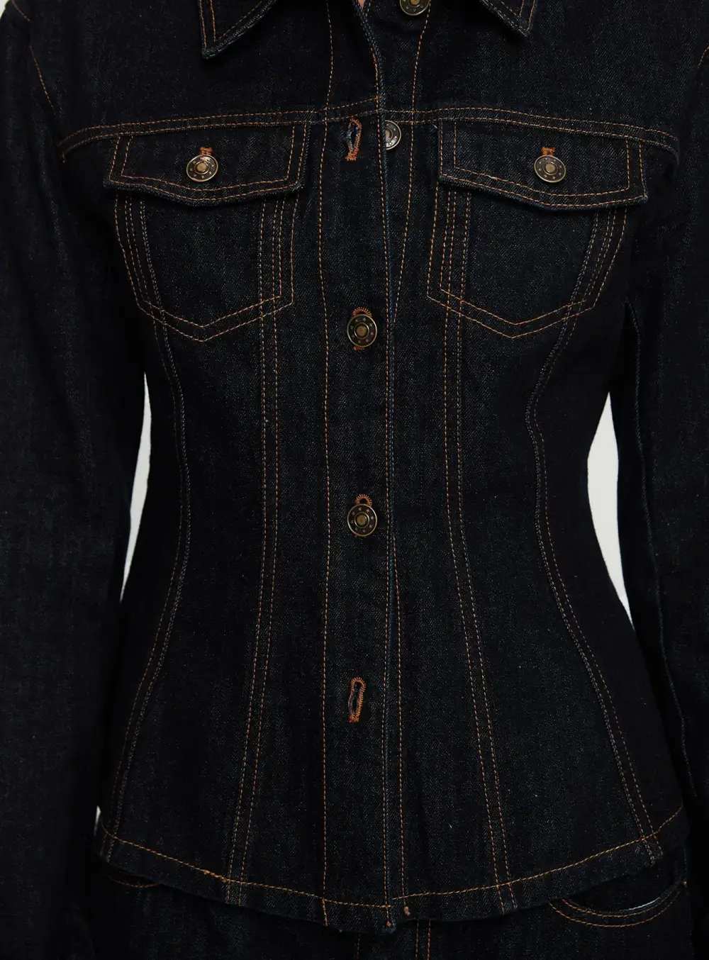 Women’s Collared Denim Jacket