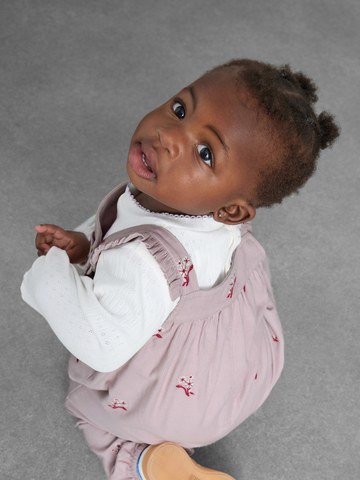 0-18mths | Pointelle Bodysuit and Floral Embroidered Dungarees Newborn Set detail 1