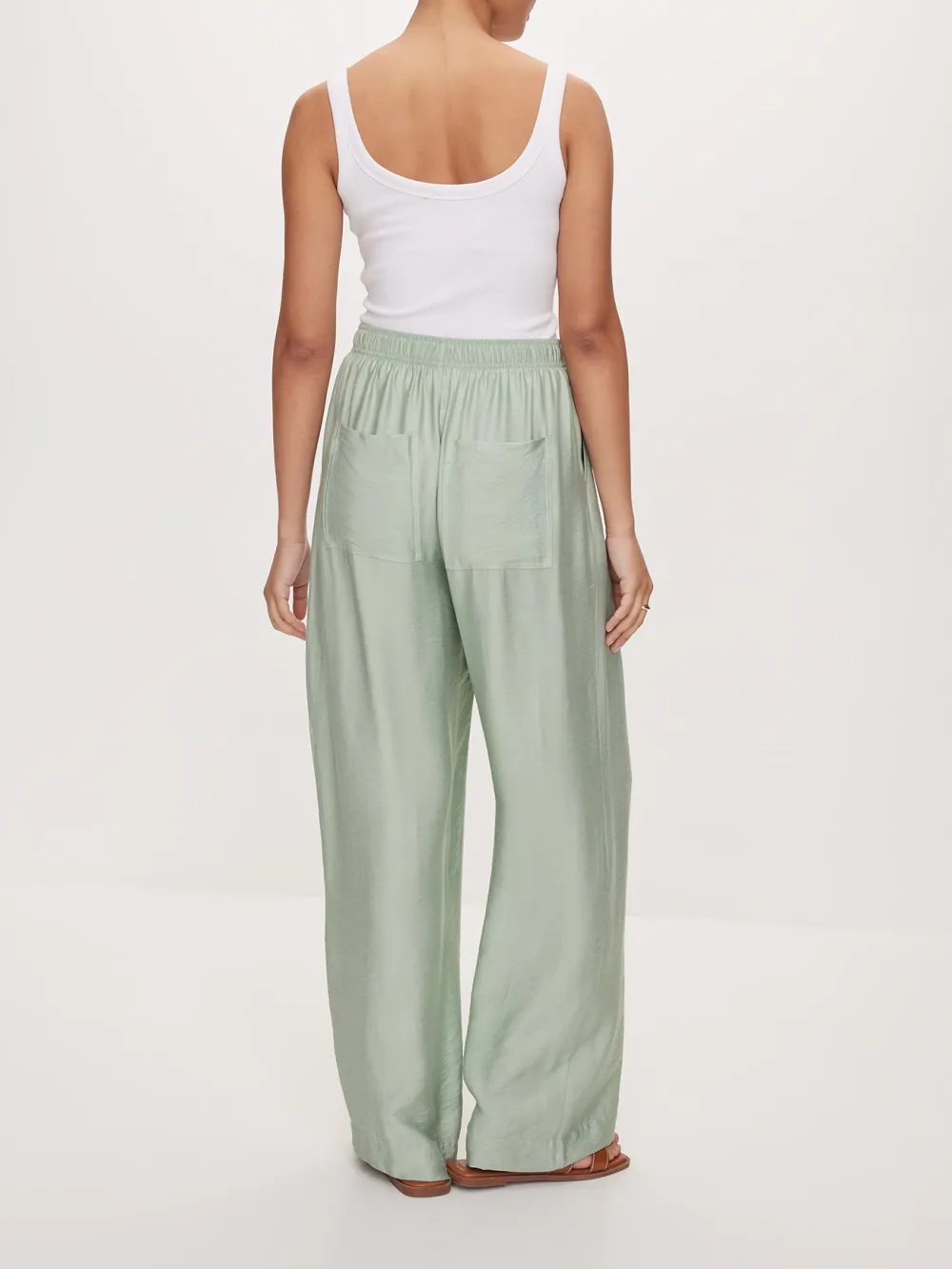 Relaxed Black Pant