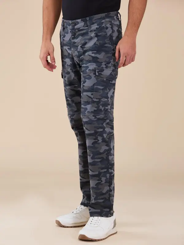 Classic Easy-Fit Mid-Rise Camouflage Cargo Trousers