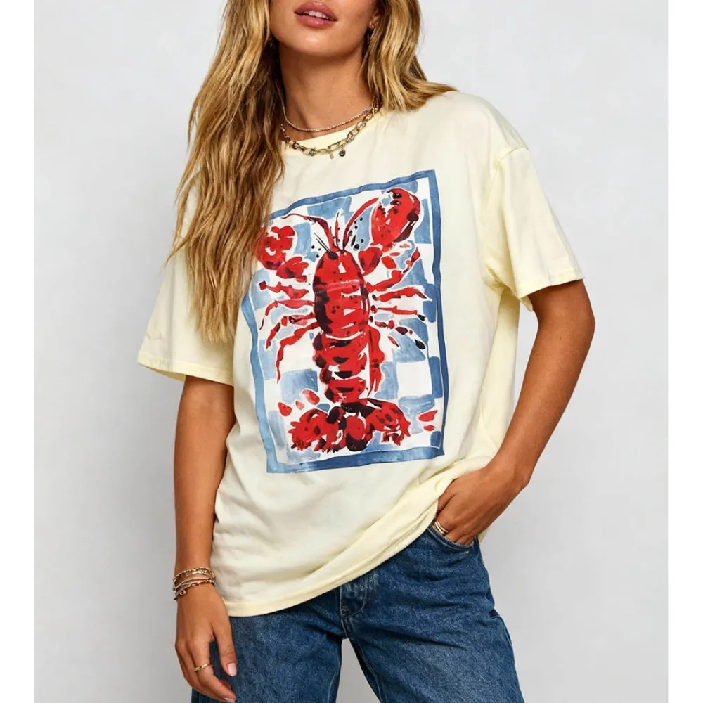 Chic Lobster Graphic Pullover Short Sleeves T-shirt
