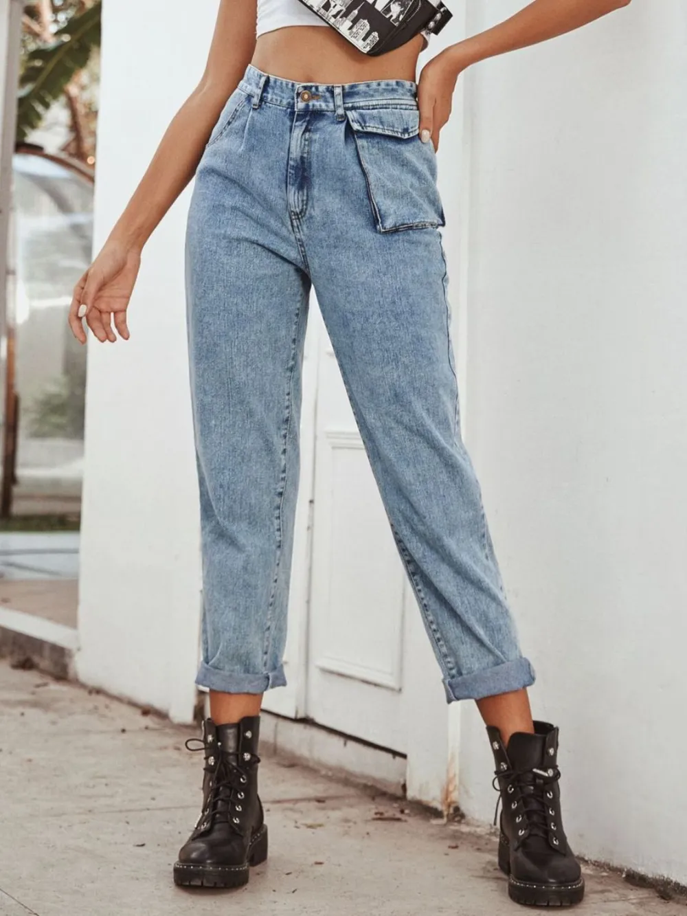 Tailored High-Waist Washed Pocketed Stretch Straight Leg Jeans