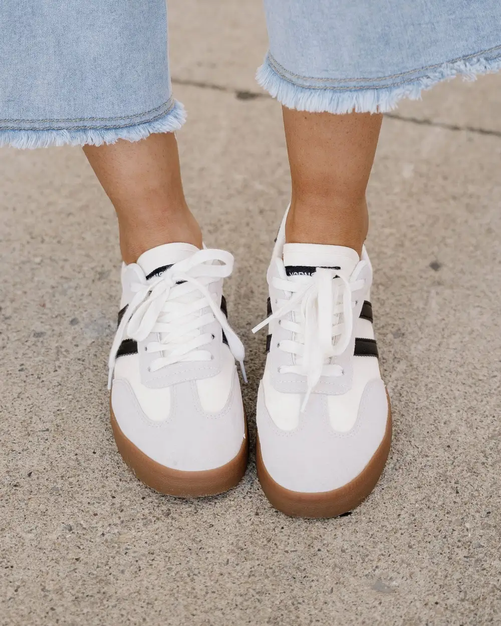 Striped Lace Up Casual Sneakers