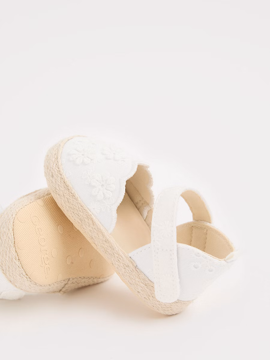 White Embroidered Espadrilles detail 1
