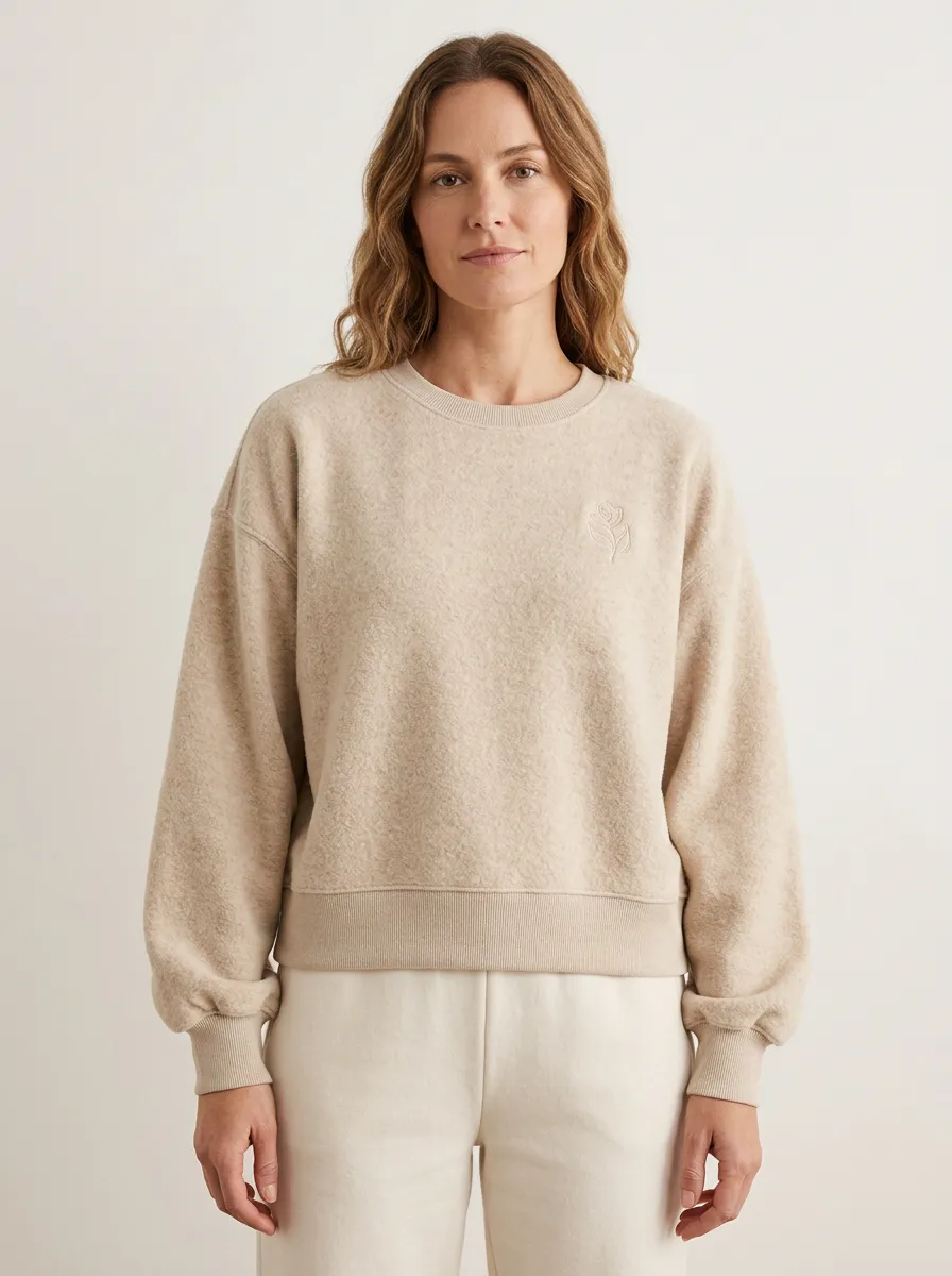 Easy-Wear Embroidered Fleece Look Women's Fleece Crewneck Sweatshirt