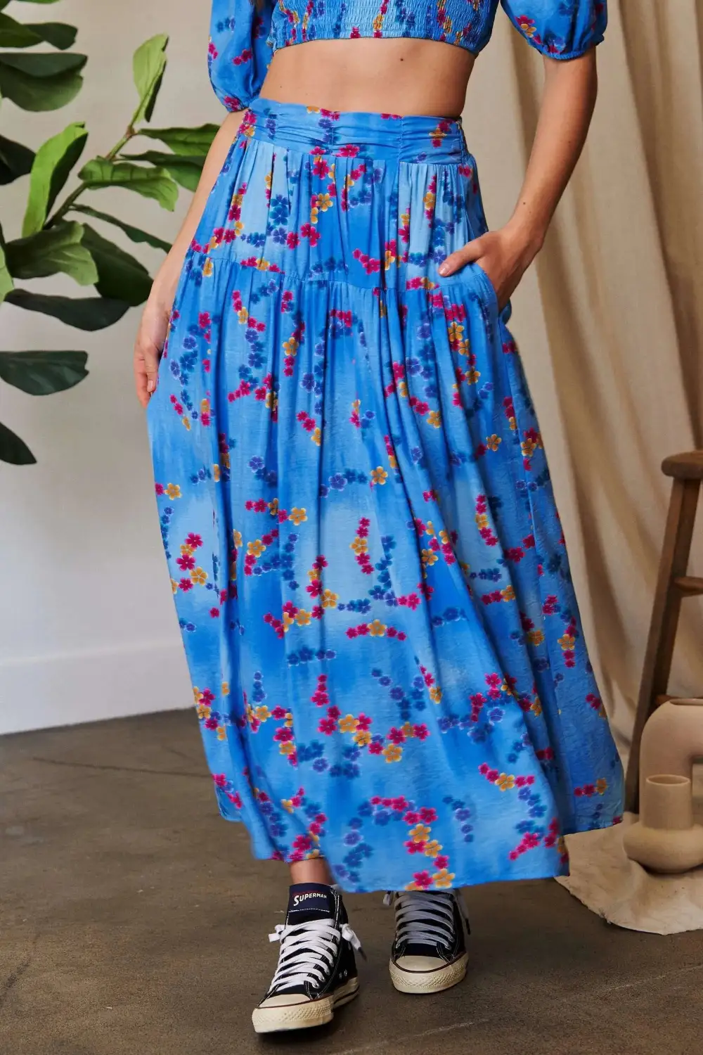Flowing And Printed Smocking Waistband Ruffled Maxi Skirt