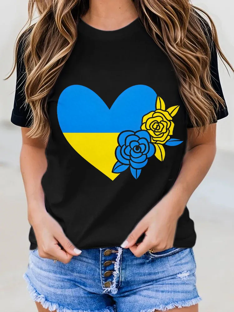 Heart-Shaped Flower Printed T-Shirts