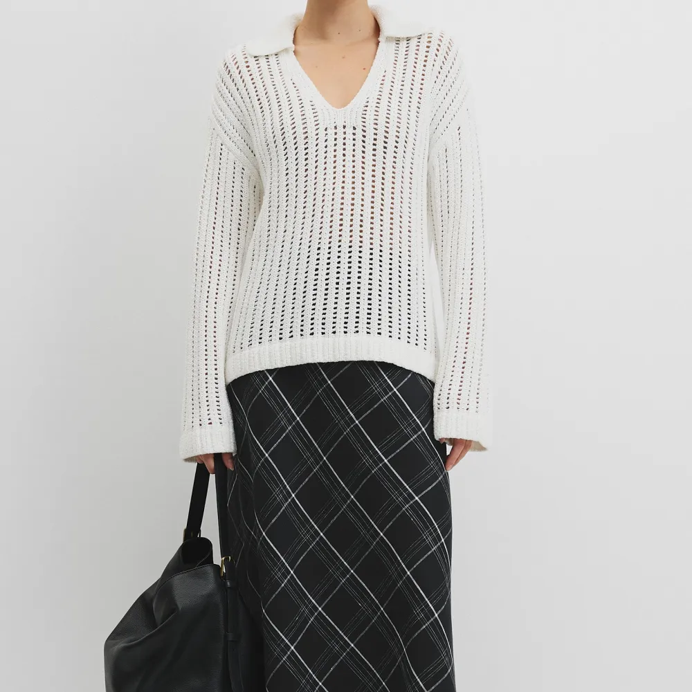 Women's Classic Long Sleeve Sweater