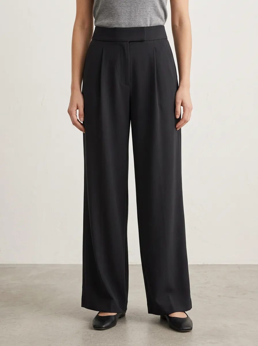 Refined Silhouette Pleated Wide-Leg Trousers