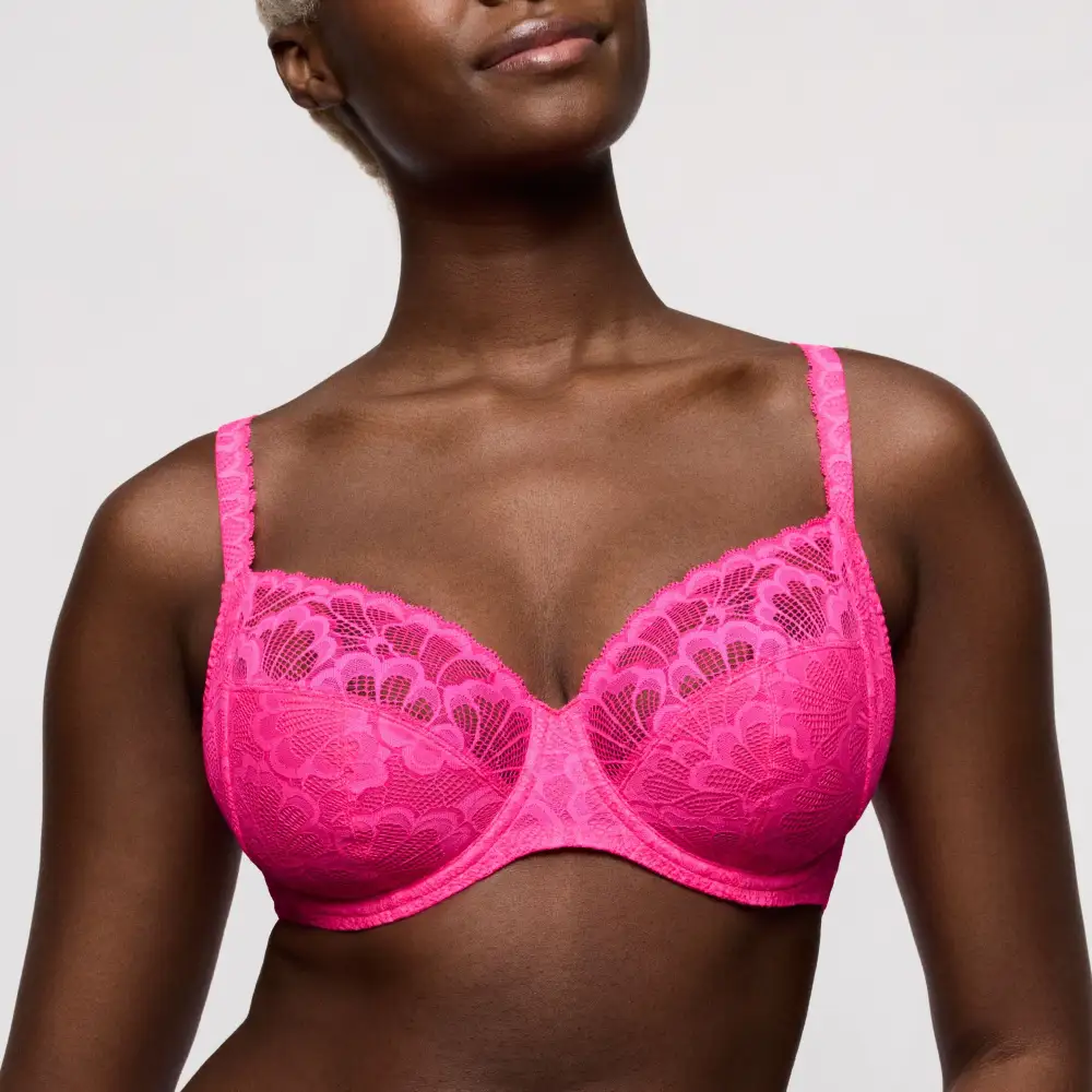 Women's Full Coverage Underwire Unpadded Three-Part Cup Lace Floral Detail Rounded Shape Lift Bra