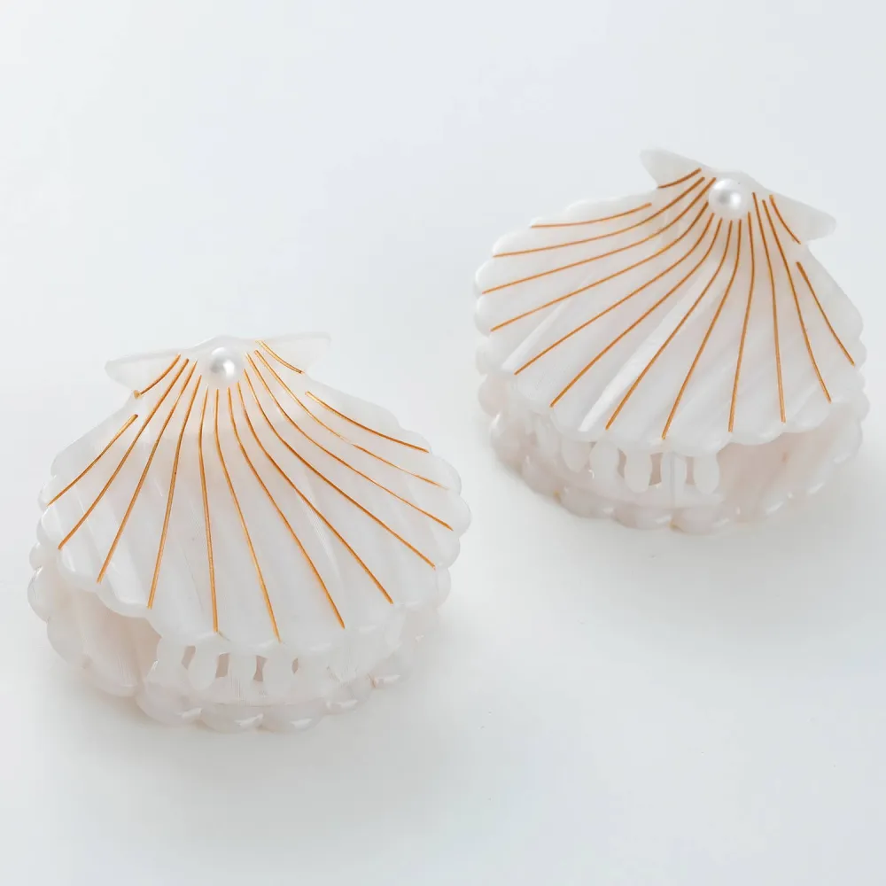 Pearl Shell Claw Clip