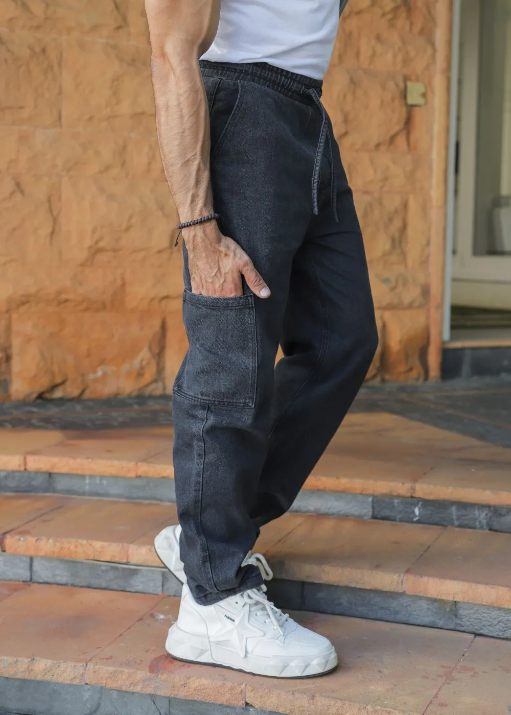 Relaxed Relaxed-Fit Jogger Jeans
