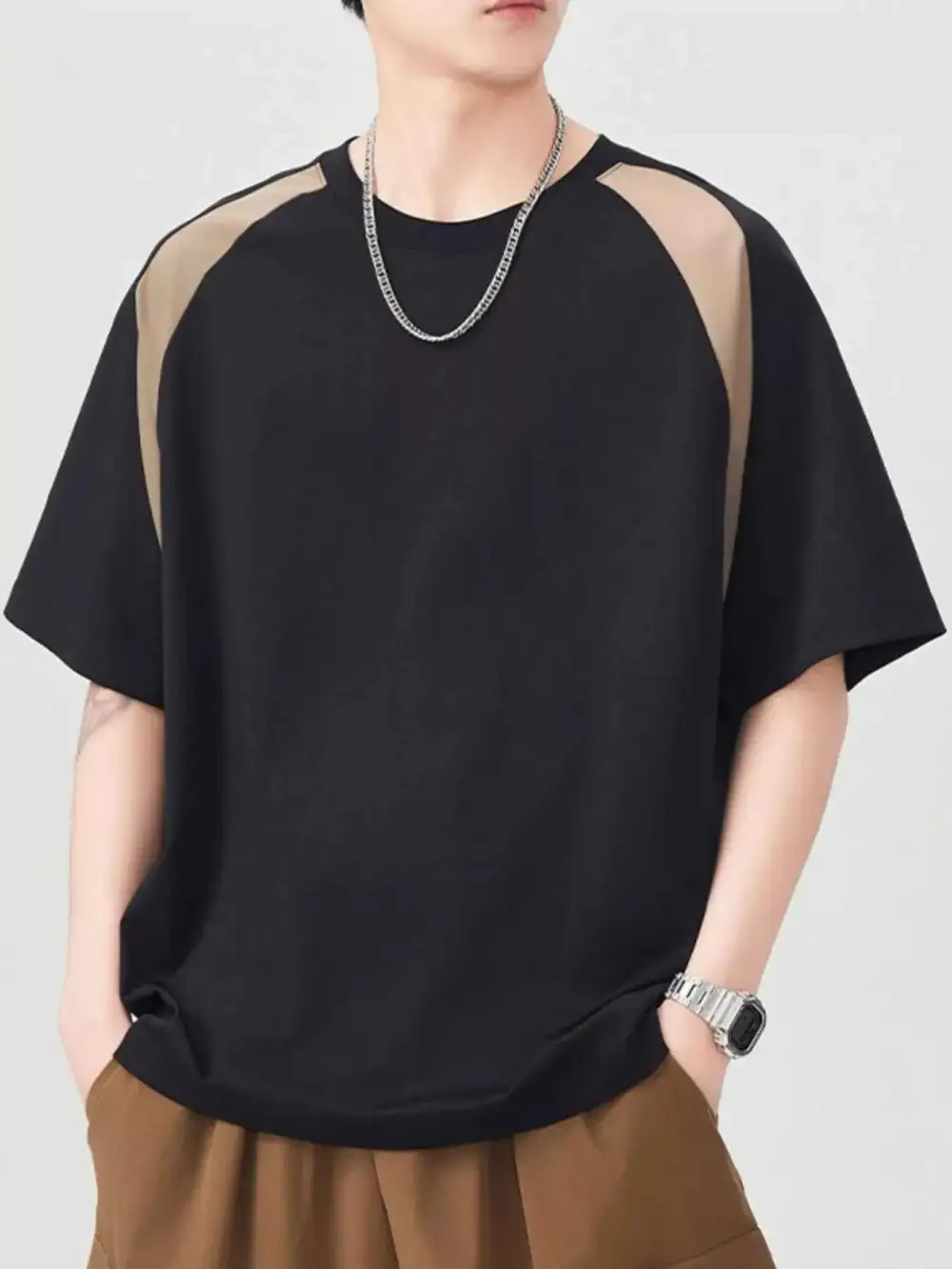 Contrast Round Neck Short Sleeve T-Shirt